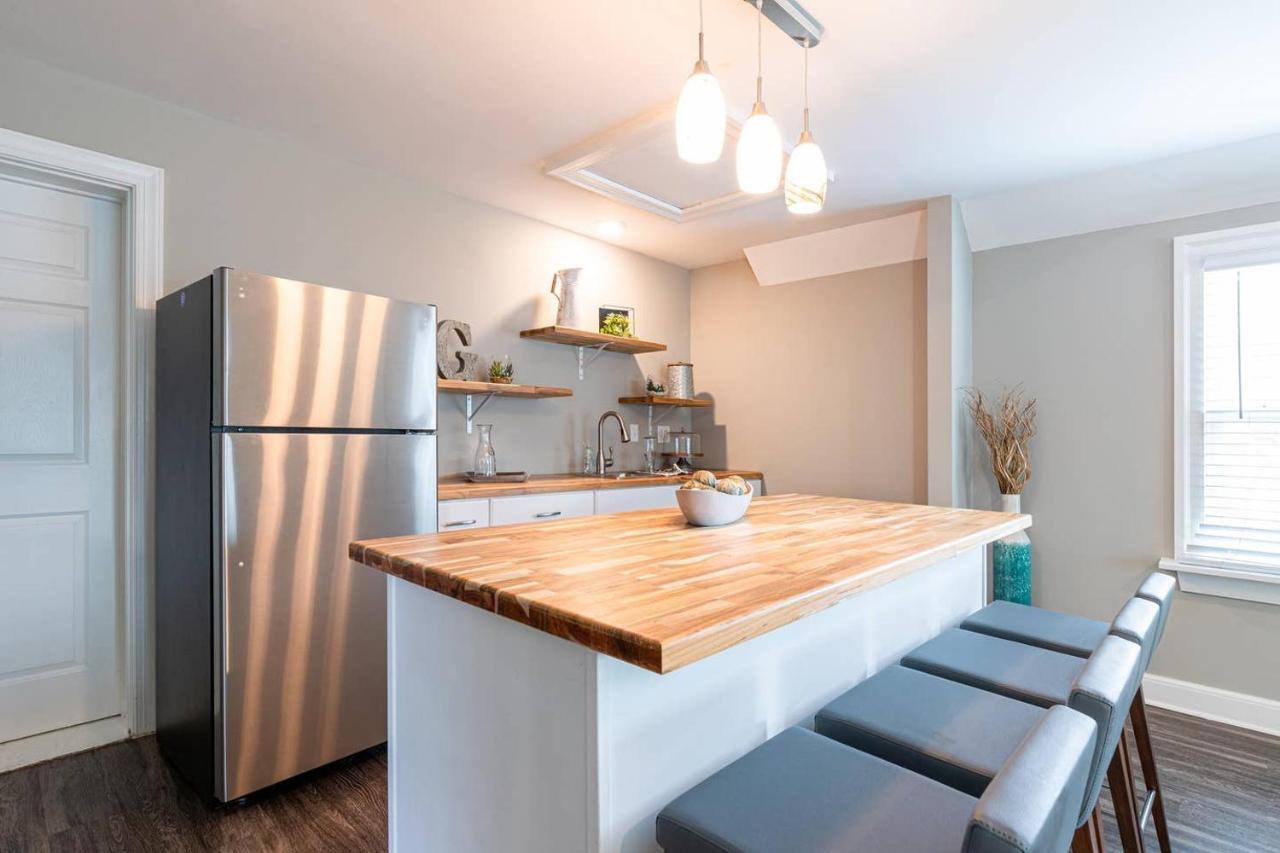 Апартаменти Carytown Living With *Pool And Gym* Річмонд Екстер'єр фото